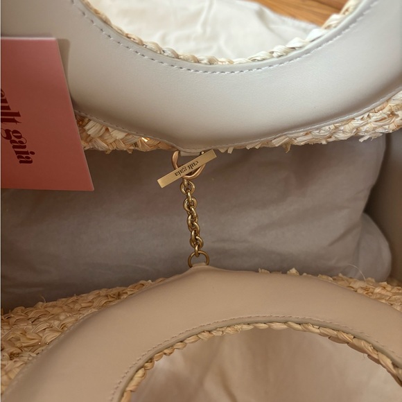 Cult Gaia Jerrica tote - Picture 5 of 6